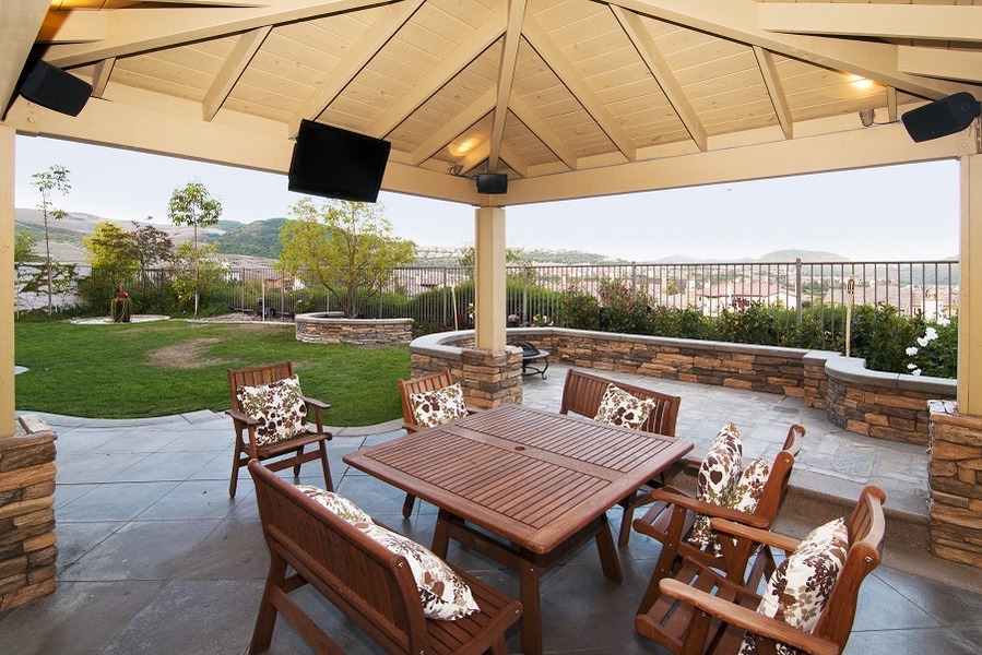 Give Your Outdoor Entertainment Experience an Upgrade