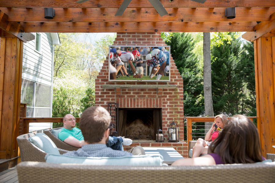 How to Boost Your Outdoor Entertainment with an AV System