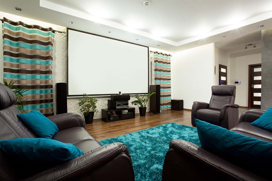 Why Custom Home Builds Need Home Theater Installation